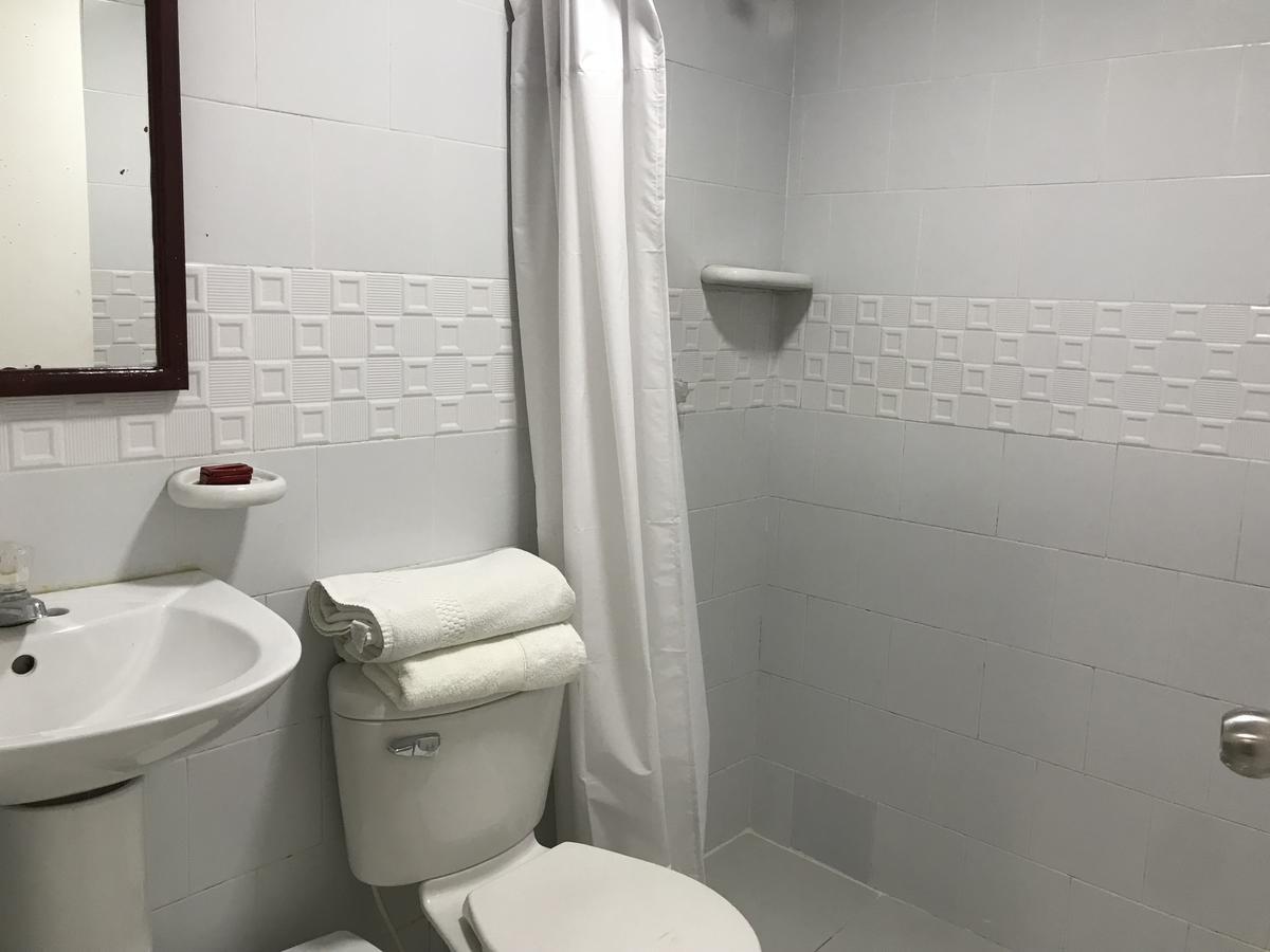 Hotel Continental Sai San Andrés Kültér fotó